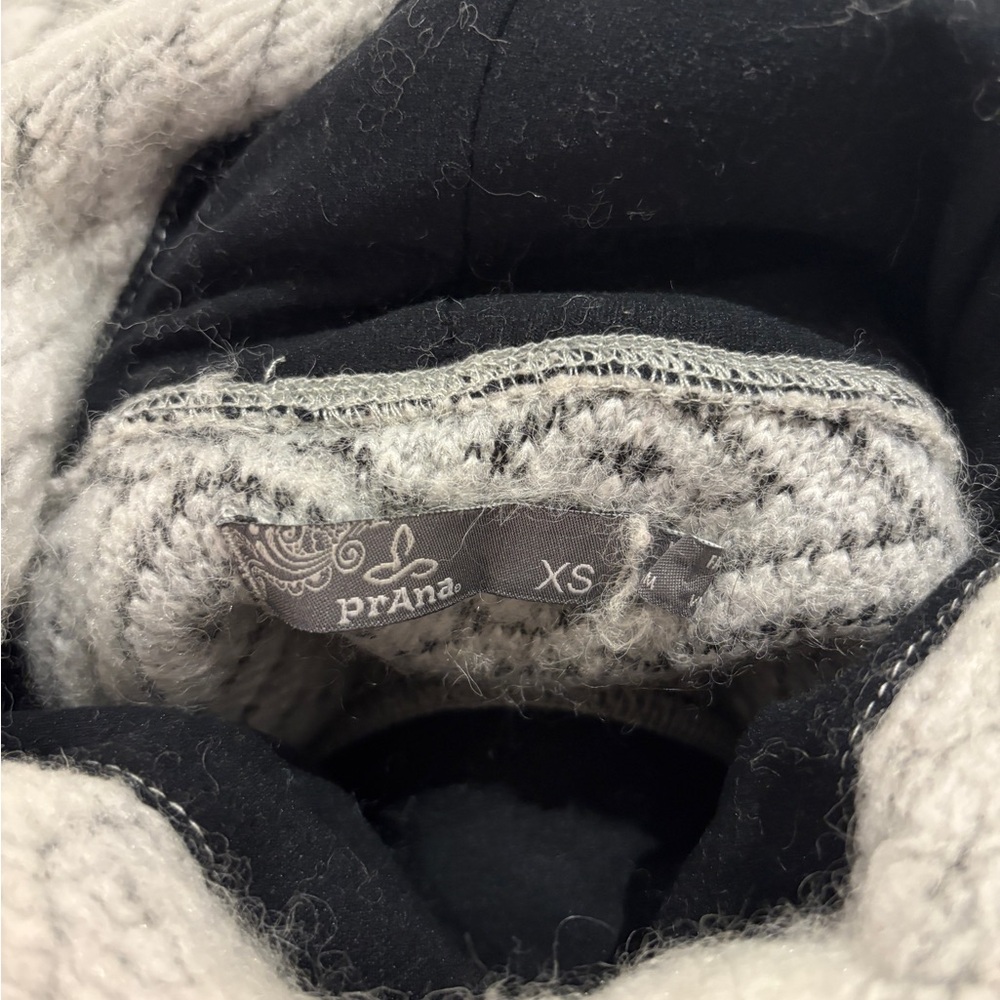 Prana Light Gray Patterned Turtleneck Sweater - image 5